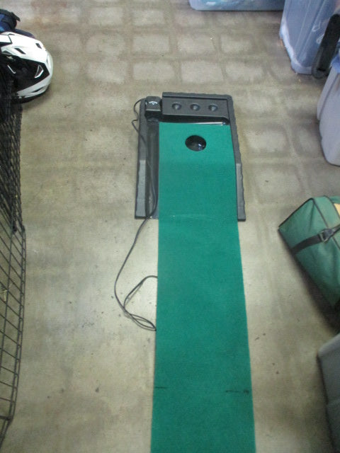 Load image into Gallery viewer, Used Callaway Ultimte Electronic PUTTING SYSTEM
