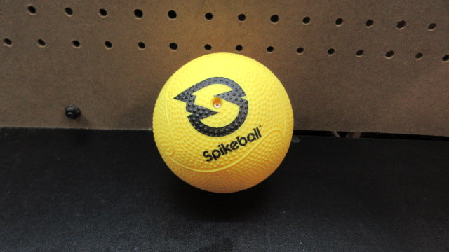 Load image into Gallery viewer, Used Light-Up Spike Ball

