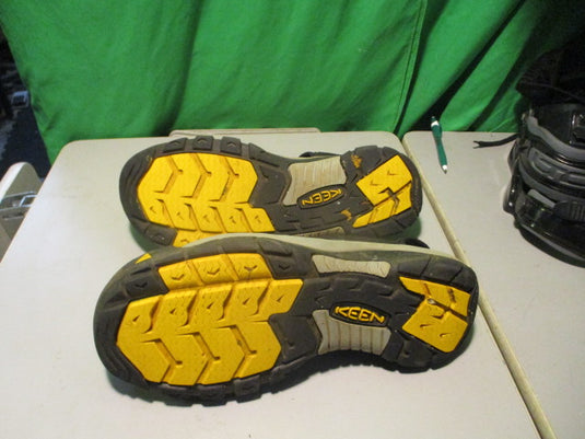 Used Keen Size 12 Water Shoes Sandals