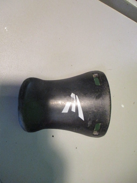 Load image into Gallery viewer, Used Easton Catchers Throat Guard
