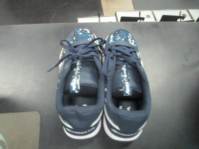 Load image into Gallery viewer, Used Reebok X HEELEYS Mens Size 8 Navy/White Digi Camo
