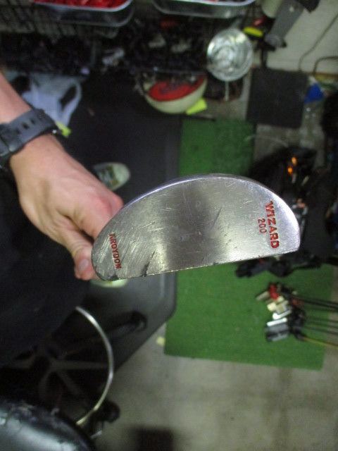 Load image into Gallery viewer, Vintage Kroydon Wizard 200 Right Hand Mallet Putter
