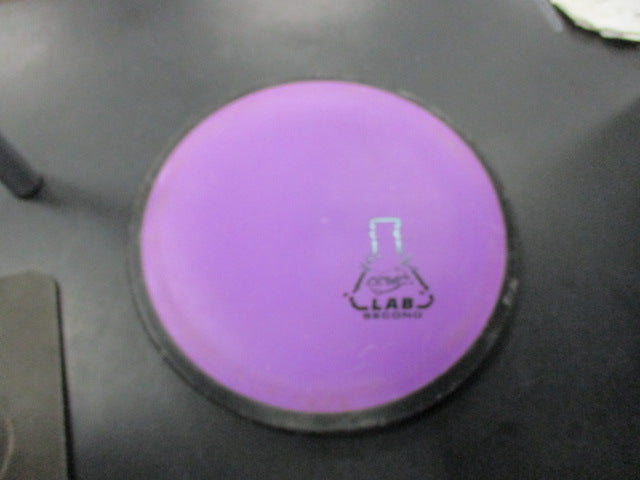 Load image into Gallery viewer, Used Lab Second 174 Gram Disc
