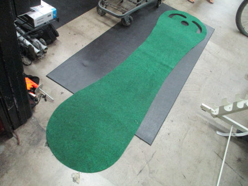 Used Grassroots Deluxe Par 1 Putt-A-Bout Putting Mat