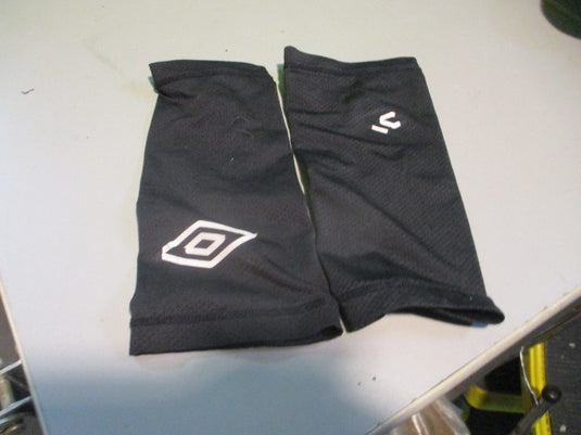 Used Umbro shin guard sleeves - Pair