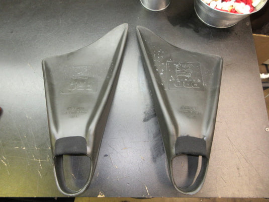 Used Churchill Makapuu Pro Natural Fins - Medium