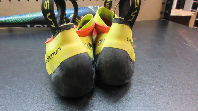 Load image into Gallery viewer, Used La Sportiva Maverink Climbing Shoe - Size 4.5
