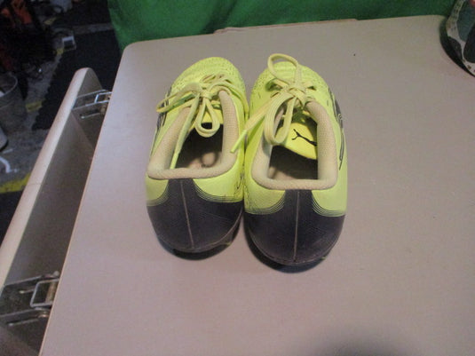 Used Puma Ultra Size 4C Soocer Cleats