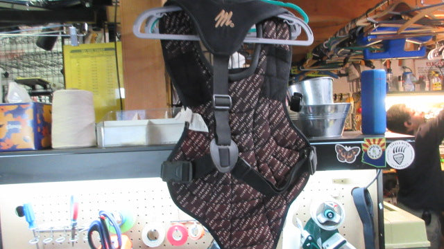 Load image into Gallery viewer, Used MacGregor Catchers Chest Protector - Youth
