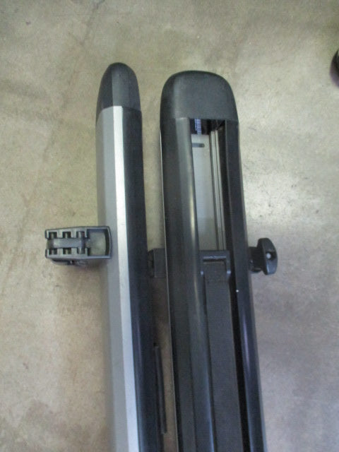 Load image into Gallery viewer, Used Yakima SUP Roof Rack Missing 1 Rubber strap pad (See Pics)

