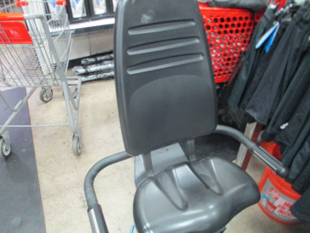 Load image into Gallery viewer, Used Cybex 700 Recumbent Bike
