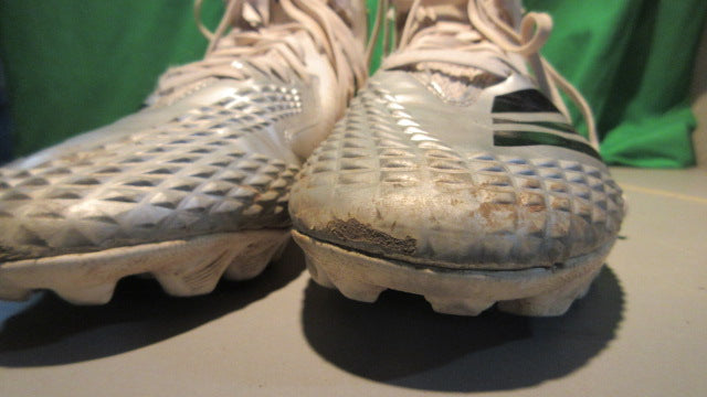 Load image into Gallery viewer, Used Adidas FREAK Ultra – Von Miller Edition Mens 9 Football Cleats
