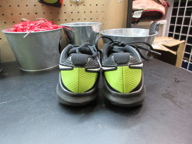 Load image into Gallery viewer, Used Nike Court Jr. Vapor X Tennis Shoes - Size Youth 3.5
