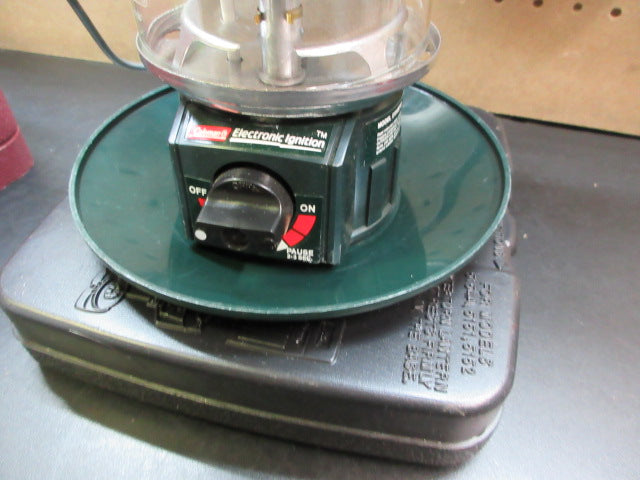 Load image into Gallery viewer, Used Coleman Electronic Ignition Propane Lantern
