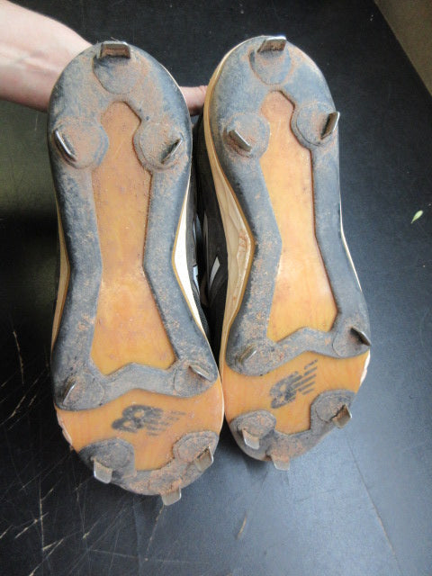 Load image into Gallery viewer, Used New Balance Men's 3000v4 Metal Baseball Cleats - Size 9.5
