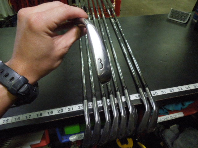 Load image into Gallery viewer, Used Titleist DCI 962 9pc Right Hand Iron Set 3-9 Iron and S,P-Wedge
