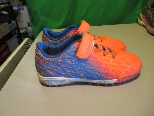 Load image into Gallery viewer, Used Dream Pairs Size Kids 13 Indoor Soccer Cleats
