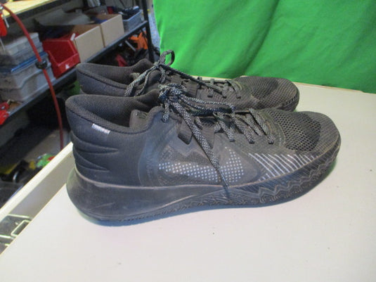 Used Nike Kyrie Flytrap 5 Size 10 Basketball Shoes
