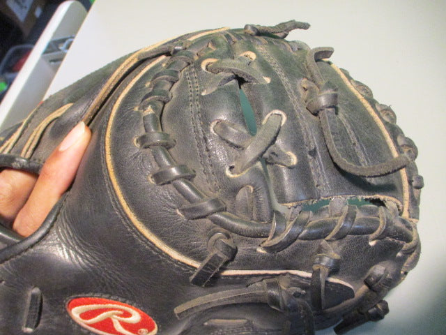 Load image into Gallery viewer, Used Rawlings Heart of the Hide PROSCM41B Gold Glove Catchers Glove
