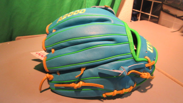 Load image into Gallery viewer, New Wilson Spring 2025 A2000® PP05 11.5” Infield Glove
