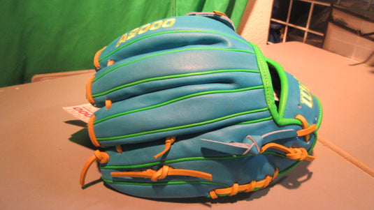 New Wilson Spring 2025 A2000® PP05 11.5” Infield Glove