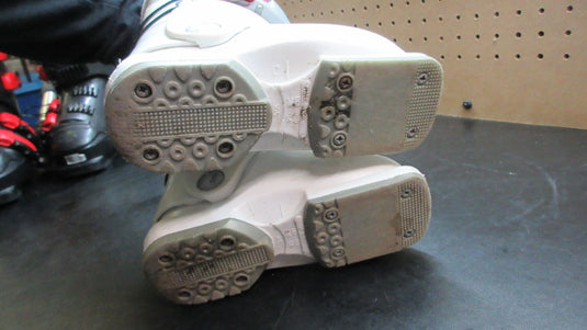 Used Rossignol R18 Youth Ski Boots - Size 9.5