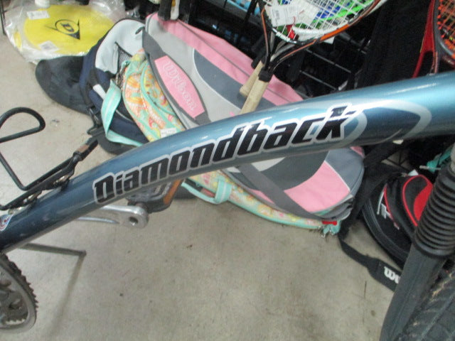 Load image into Gallery viewer, Used Diamond back Wildwood Citi 26" 21 Speed Mountain Bike
