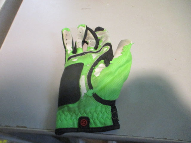 Load image into Gallery viewer, Used Zero Friction Youth Golf Glove - RH Has Wear
