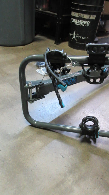 Load image into Gallery viewer, Used Goehner&#39;s Upgrade 2.0 Hitch Bicycle Rack
