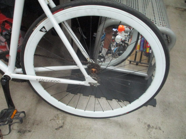 Load image into Gallery viewer, Used Retrospec 1 Speed Fixie Bike
