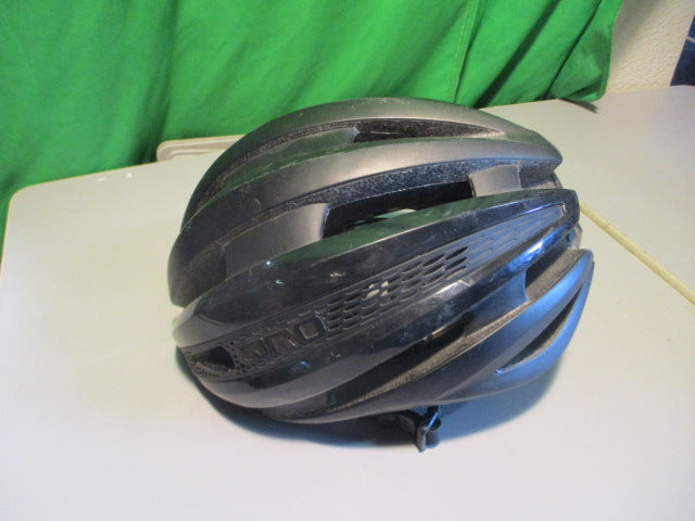 Load image into Gallery viewer, Used Giro Mips Size Unknown Bicycle Helmet
