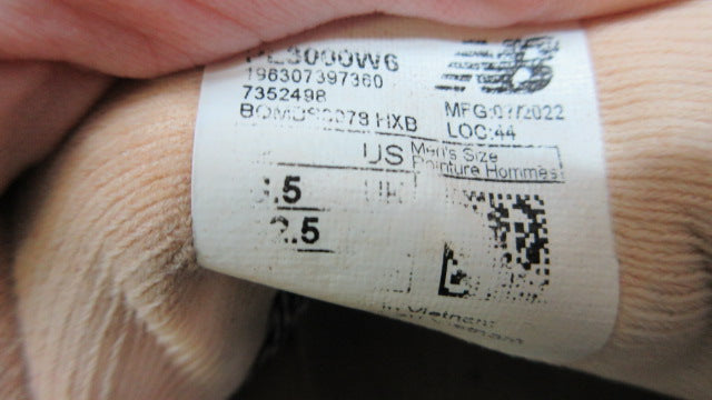 Load image into Gallery viewer, Used New Balance Baseball Cleats - Size 10

