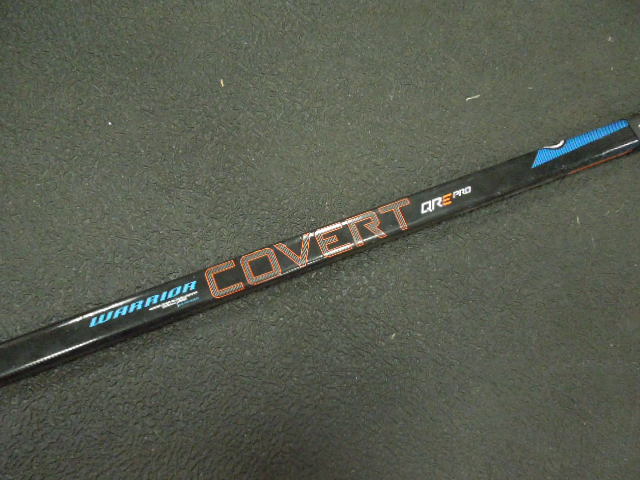 Load image into Gallery viewer, Used Warrior Covert QRE Right Hand Pro Hockey Stick 50 Flex
