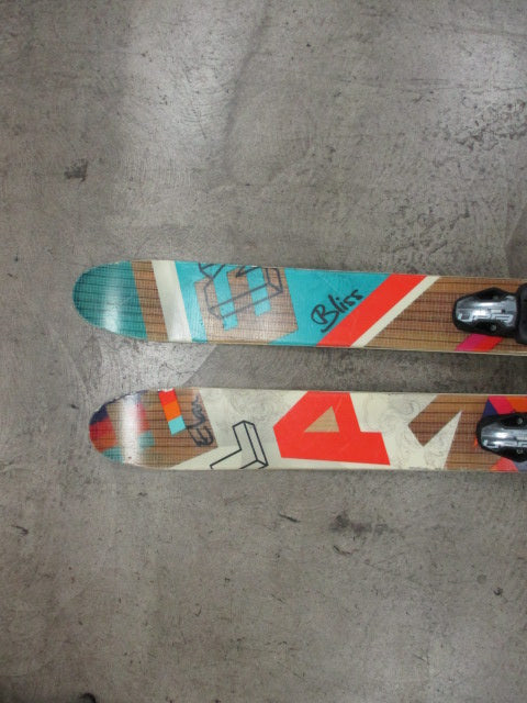 Load image into Gallery viewer, Used Elan Bliss 155cm Powder Ski With Elan Bindings
