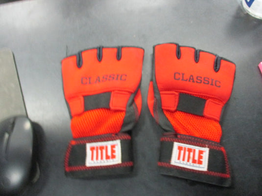Used Title Classic MMA Gloves Size XL