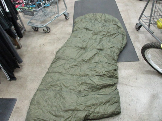 Used Teton Evergreen 20 Degree Regular Rectangular Sleeping Bag