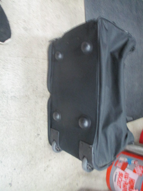 Load image into Gallery viewer, Used Dejuno 28-Inch Rolling Duffle Bag
