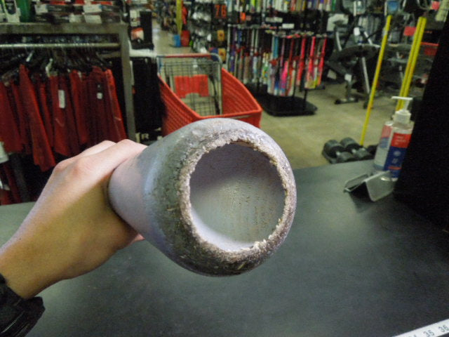 Load image into Gallery viewer, Used Marucci PRO CUT Wood Bat 33 in 30 oz -3
