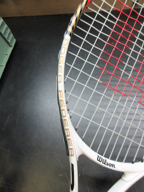 Load image into Gallery viewer, Used Wilson Roger Federer 23" Tennis Racquet - Youth
