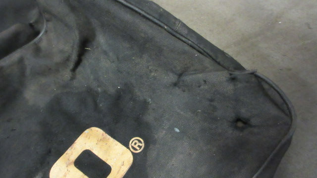 Load image into Gallery viewer, Used Mizuno Equipment Bag - wear
