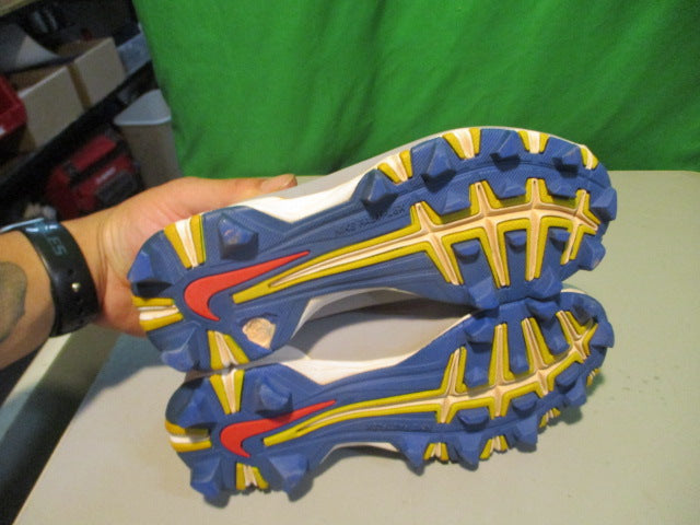Load image into Gallery viewer, Used Nike Huarace Size Youth 2 Football Cleats
