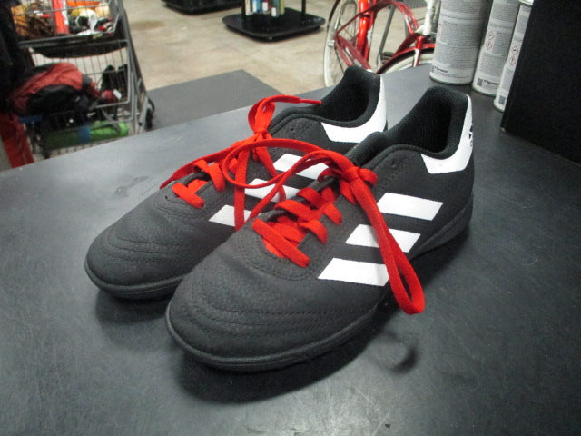 Load image into Gallery viewer, Lightly Used Adidas Goletto 6 Indoor Soccer Shoes Size 3.5
