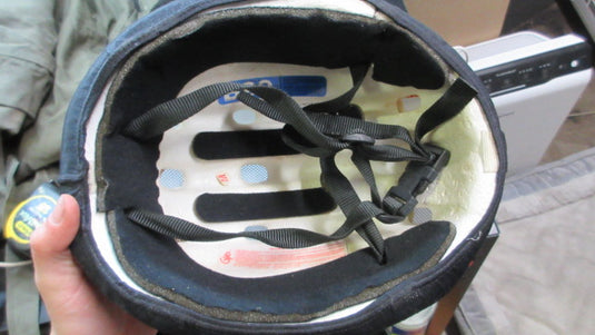 Used Giro 1986 Cycling Helmet - Size Medium