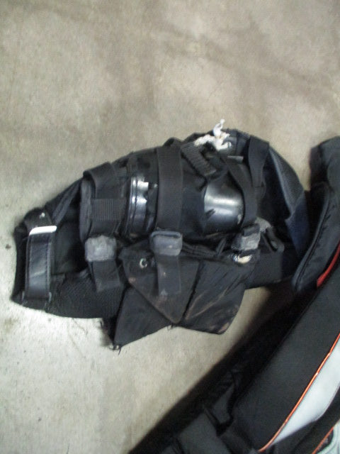 Load image into Gallery viewer, Used Bauer Pro Senior Goalie Chest Protector Size Large
