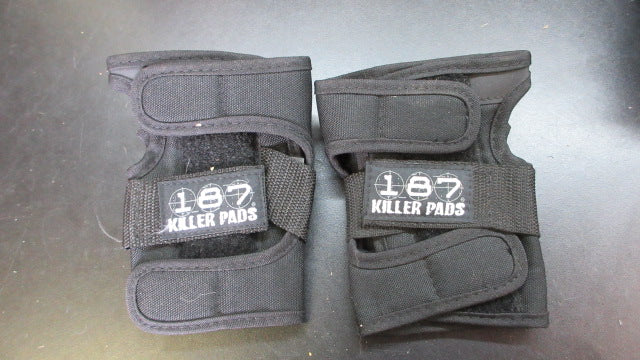 Load image into Gallery viewer, Used 187 Killer Pads Skating Wrist Guards - Size Large
