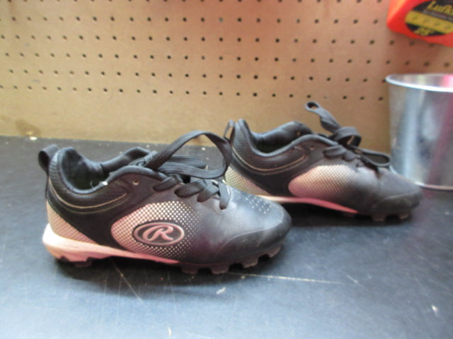 Load image into Gallery viewer, Used Rawlings Clubhouse Baseball Cleats - Size Youth 12
