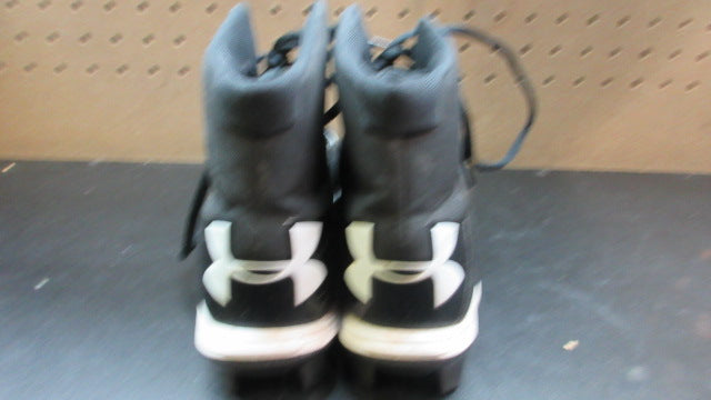 Load image into Gallery viewer, Used Under Armour Renegade Football Cleats - Size Youth 6
