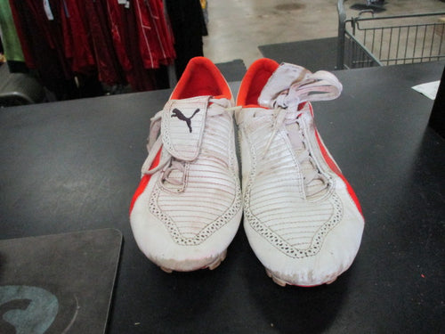 Used Puma Size 5 Soccer Cleats