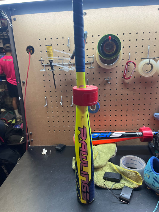 used rawlings 24" -12 yellow blue T ball bat