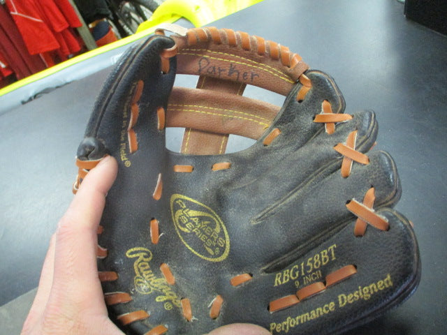 Load image into Gallery viewer, Used Rawlings Players Series 9" Glove - RHT
